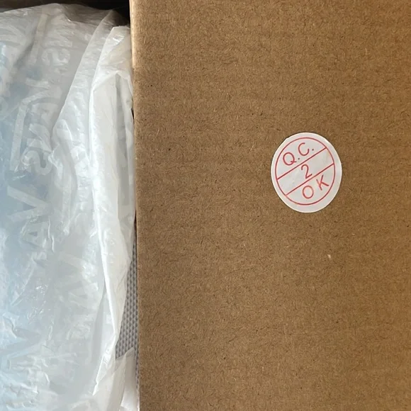 NW Box Vans Classic Slip-On in Cool Blue-Mens 7.5 / Women 9 - Picture 11 of 11